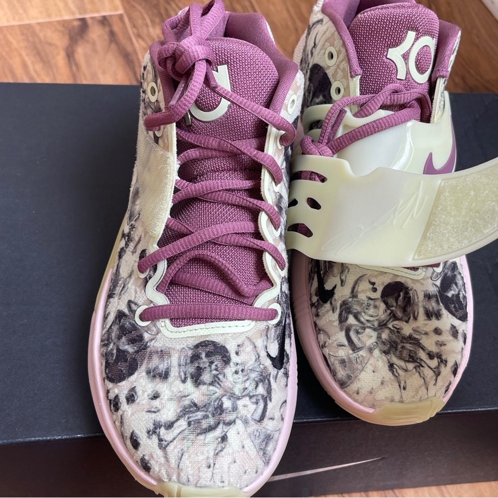 NWOB Nike KD 14 ‘ Surrealism’ Basketball Shoe Lime Ice CW3935-300 Men 5 WMNS 6.5 - Picture 3 of 8